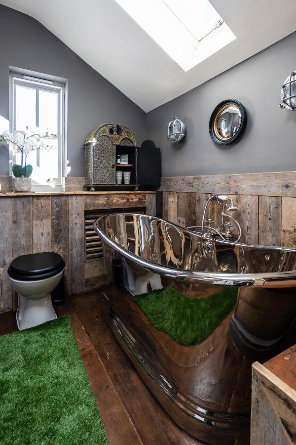 Апартаменты The Cocktail Lounge At Cheshire Boutique Bathhouse Нантвич Экстерьер фото