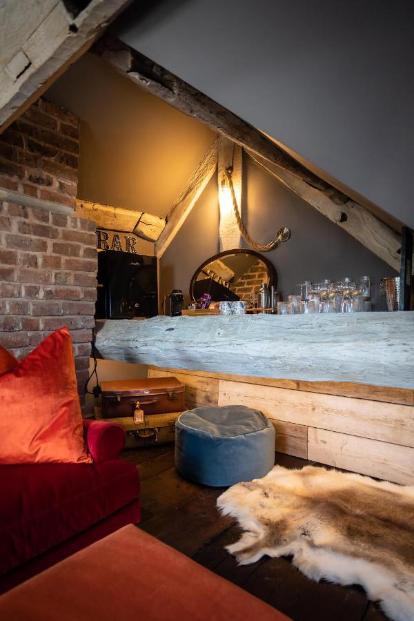 Апартаменты The Cocktail Lounge At Cheshire Boutique Bathhouse Нантвич Экстерьер фото