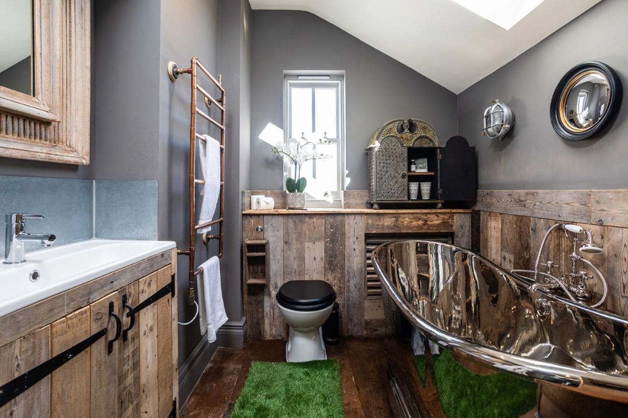 Апартаменты The Cocktail Lounge At Cheshire Boutique Bathhouse Нантвич Экстерьер фото